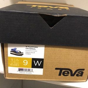 Teva W Flatform universal sandals